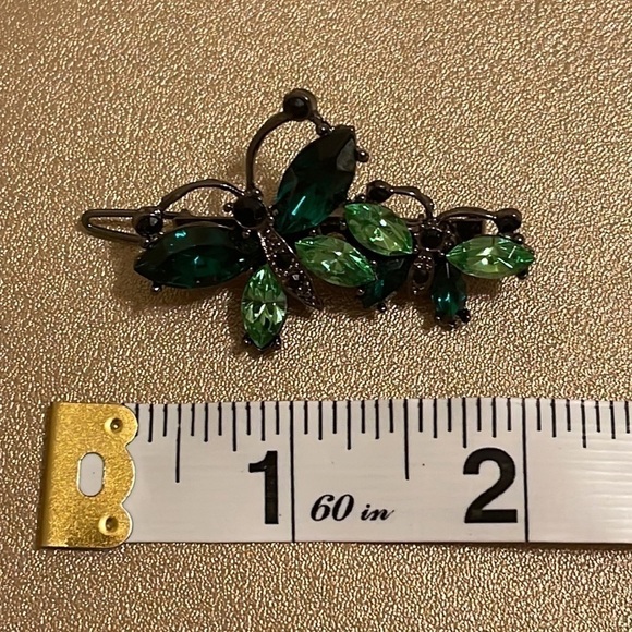 Green gemstone Butterfly Hair Grip - Picture 12 of 16